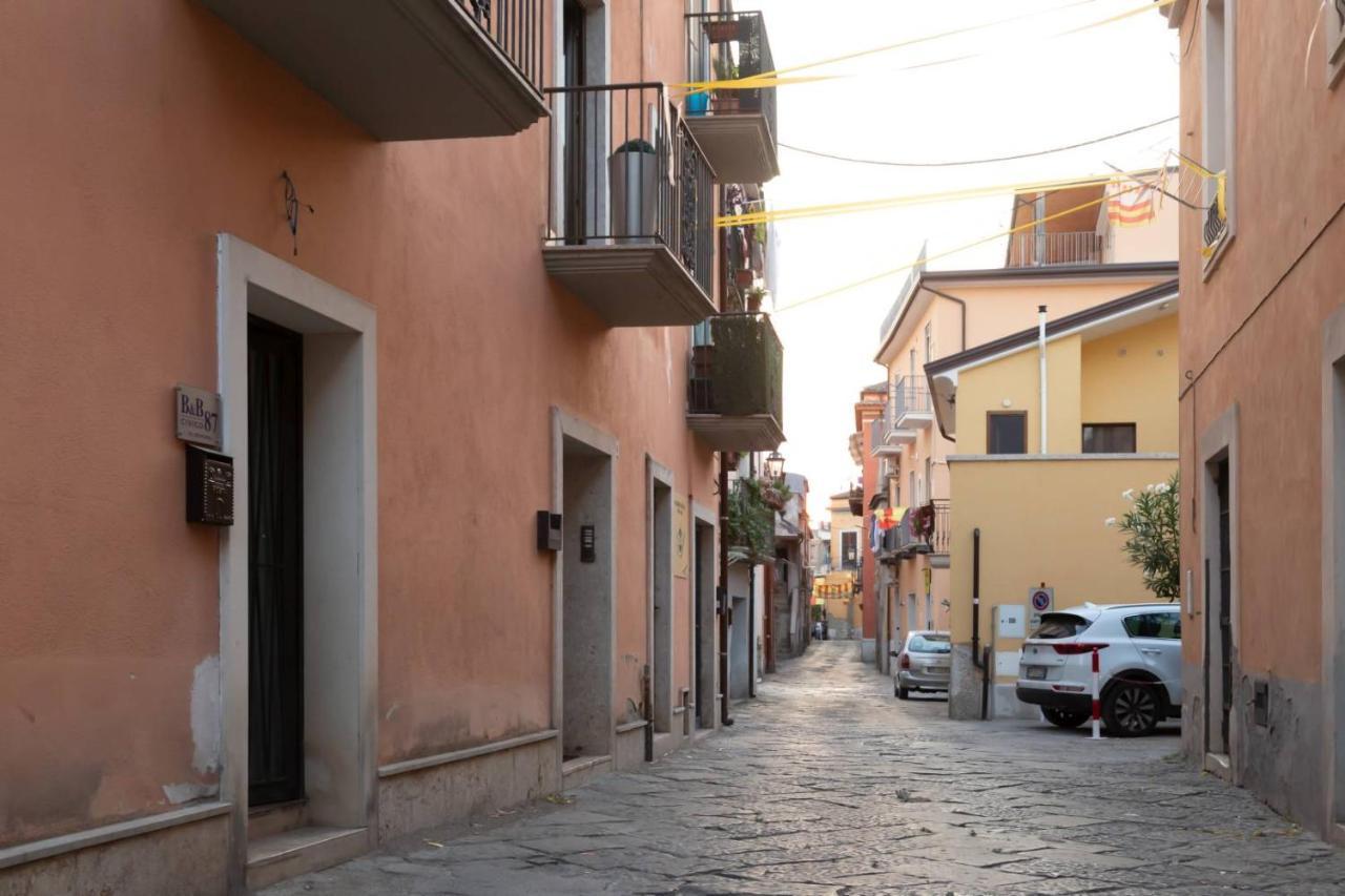 Civico 87 Bed & Breakfast Benevento Exterior foto